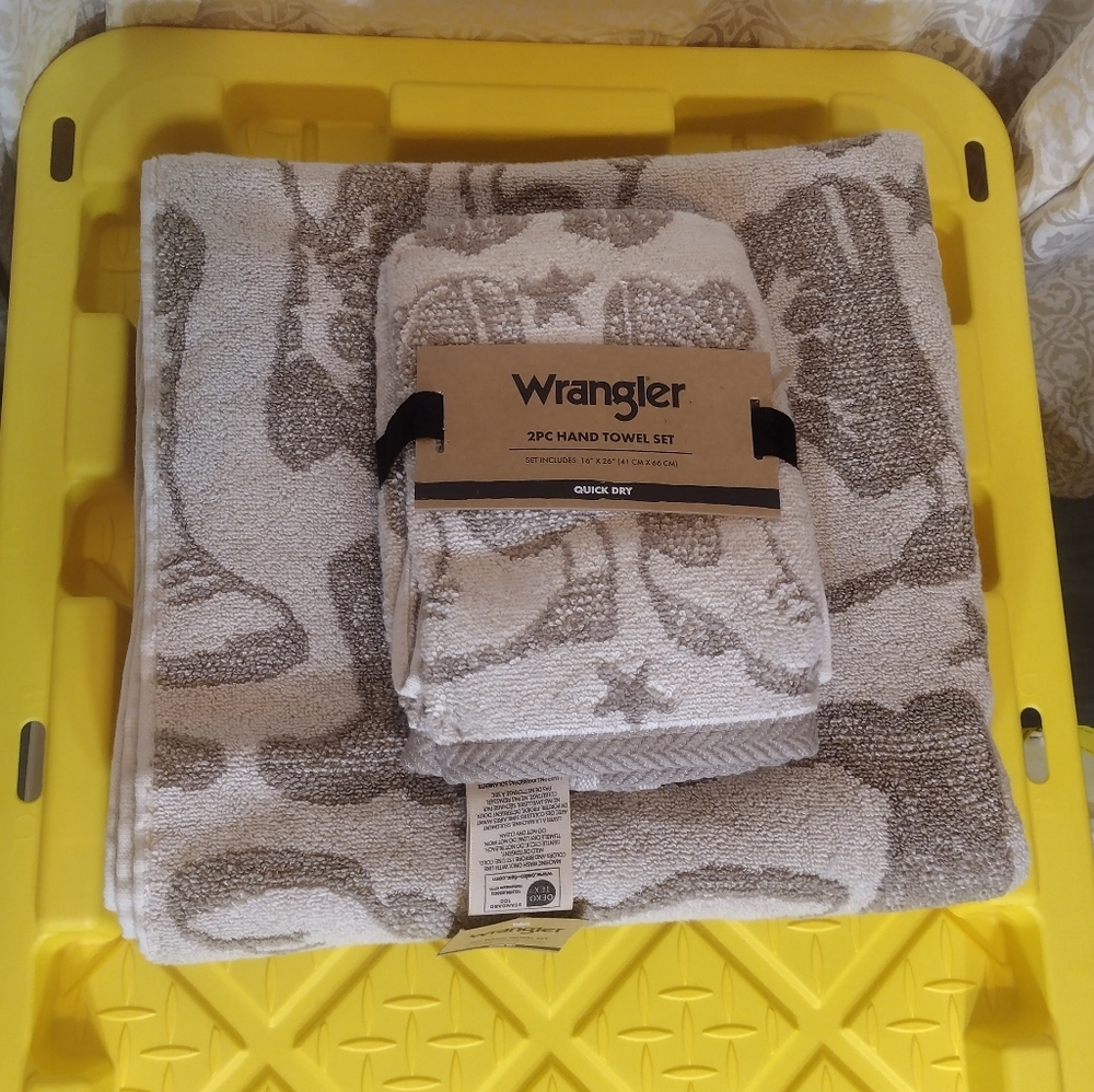WRANGLER TOWEL SET X 4 NEW WANGLER HAND TOWEL SET WRANGLER BATH TOWEL SET